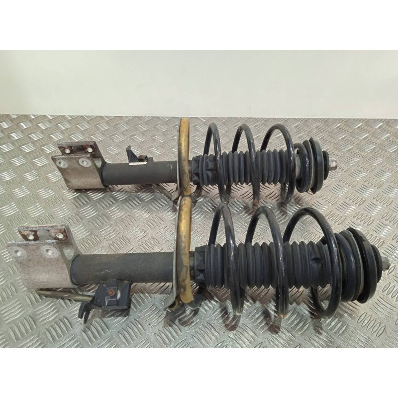 Recambio de juego amortiguadores delantero para citroën c4 coupe vtr referencia OEM IAM   