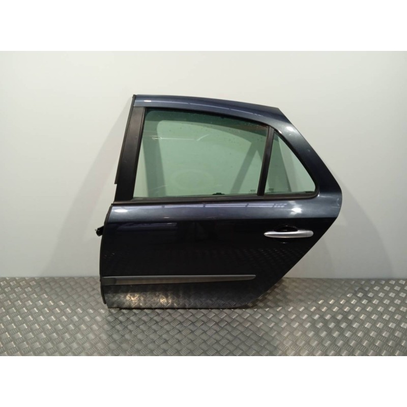 Recambio de puerta trasera izquierda para renault laguna ii (bg0) privilege referencia OEM IAM   