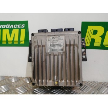 Recambio de centralita motor uce para renault clio iii authentique referencia OEM IAM 8200911560 8200909666 R0410B041C