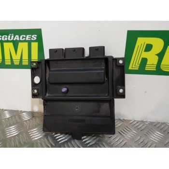 Recambio de centralita motor uce para renault clio iii authentique referencia OEM IAM 8200911560 8200909666 R0410B041C