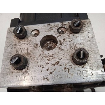 Recambio de abs para citroën xsara berlina 1.6i 16v sx referencia OEM IAM 0273004440  