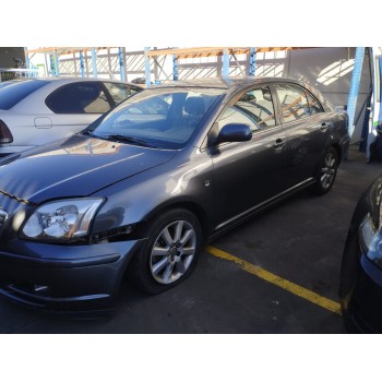 toyota avensis berlina (t25) del año 2006