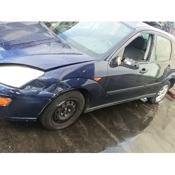 ford focus berlina (cak) del año 2001