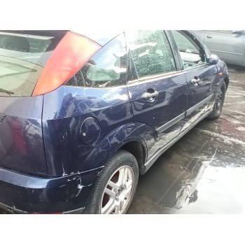 ford focus berlina (cak) del año 2001
