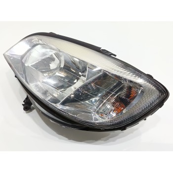 Recambio de faro izquierdo para opel zafira a elegance referencia OEM IAM 90582021  