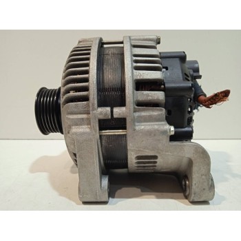 Recambio de alternador para opel omega b elegance familiar referencia OEM IAM 746916  