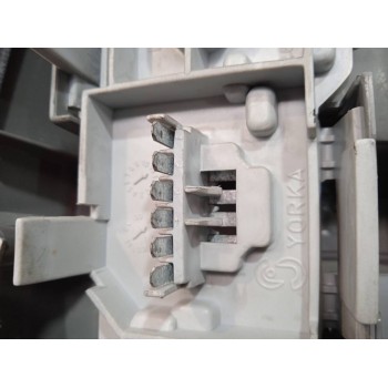 Recambio de piloto trasero derecho para opel vectra c berlina comfort referencia OEM IAM 13130644  