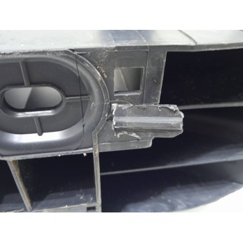 Recambio de refuerzo paragolpes trasero para renault clio grandtour authentique referencia OEM IAM 8200618727  