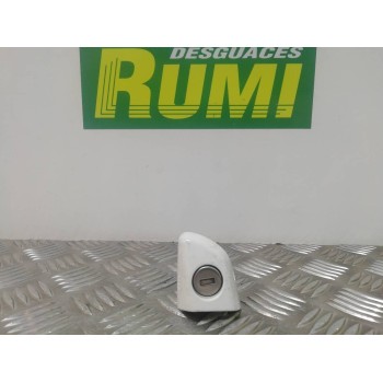 Recambio de bombin puerta delantera izquierda para peugeot 308 sw style referencia OEM IAM   