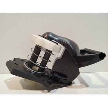 SOPORTE RUEDA REPUESTO 8200601401 