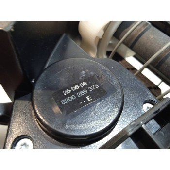 Recambio de soporte rueda repuesto para renault clio grandtour dynamique referencia OEM IAM 8200601401  