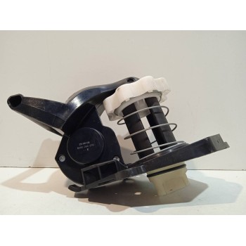 Recambio de soporte rueda repuesto para renault clio grandtour dynamique referencia OEM IAM 8200601401  