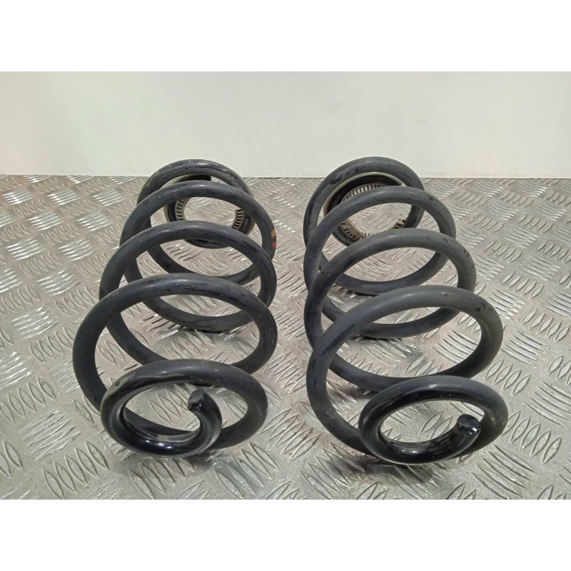 Recambio de muelle amortiguacion trasero para renault clio grandtour dynamique referencia OEM IAM   