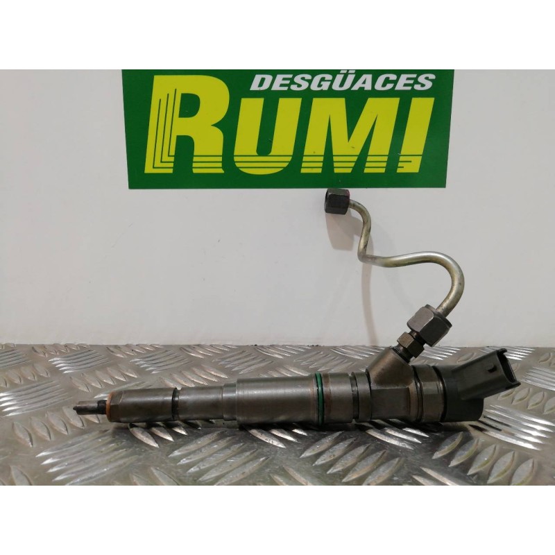 Recambio de inyector para bmw serie 5 berlina (e39) 525d exclusive referencia OEM IAM 0445110048 7785985 