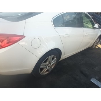 opel insignia berlina del año 2010