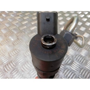 Recambio de inyector para bmw serie 5 berlina (e39) 525d exclusive referencia OEM IAM 0445110048 7785985 