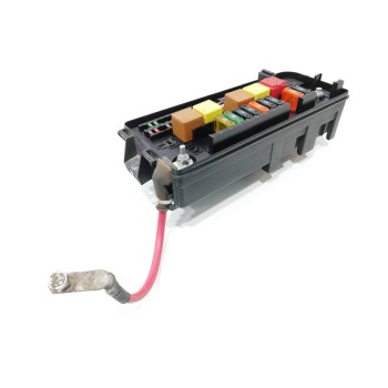 Recambio de caja reles / fusibles para opel vectra c berlina comfort referencia OEM IAM 13112920  