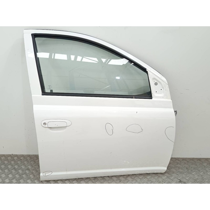 Recambio de puerta delantera derecha para toyota yaris (ncp1/nlp1/scp1) 1.3 luna referencia OEM IAM   
