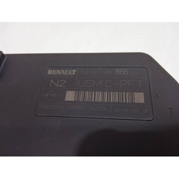 Recambio de caja reles / fusibles para renault megane ii berlina 5p exception referencia OEM IAM 8200481866 8200481866K  