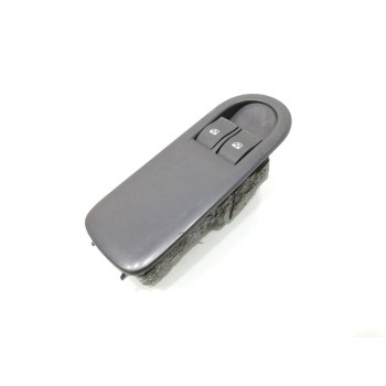 Recambio de mando elevalunas delantero izquierdo para renault megane ii berlina 3p confort dynamique referencia OEM IAM 15601809