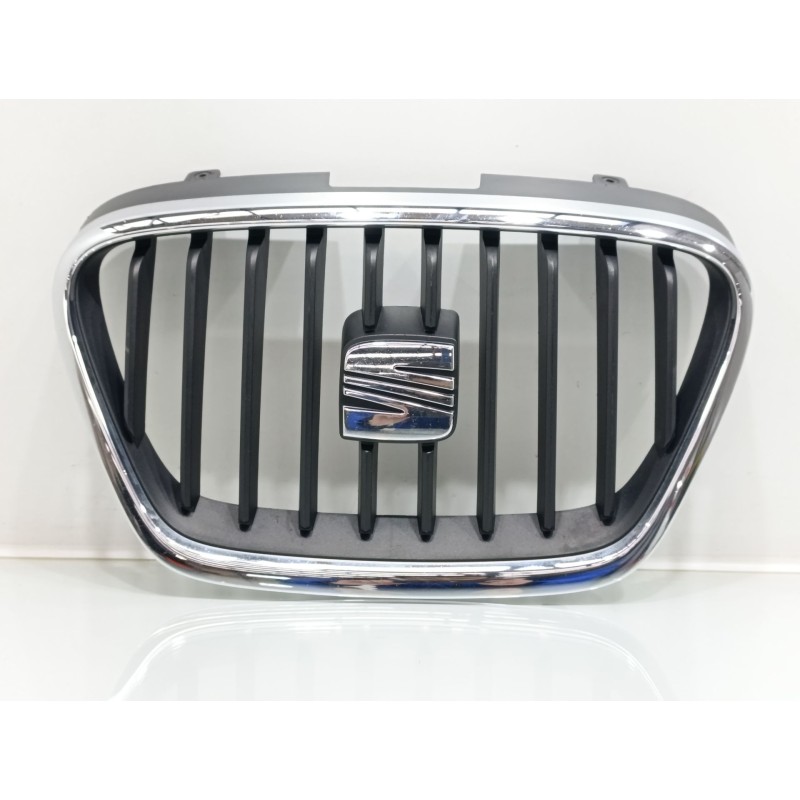 Recambio de rejilla delantera para seat altea (5p1) stylance / style referencia OEM IAM 5P9853654  