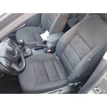 skoda octavia berlina (1z3) del año 2011