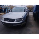 VOLKSWAGEN PASSAT BERLINA (3B2)