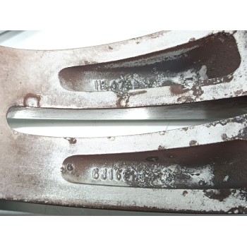 Recambio de llanta para citroën c-elysée exclusive referencia OEM IAM 9677100677  