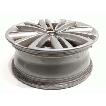 Recambio de llanta para citroën c-elysée exclusive referencia OEM IAM 9677100677  