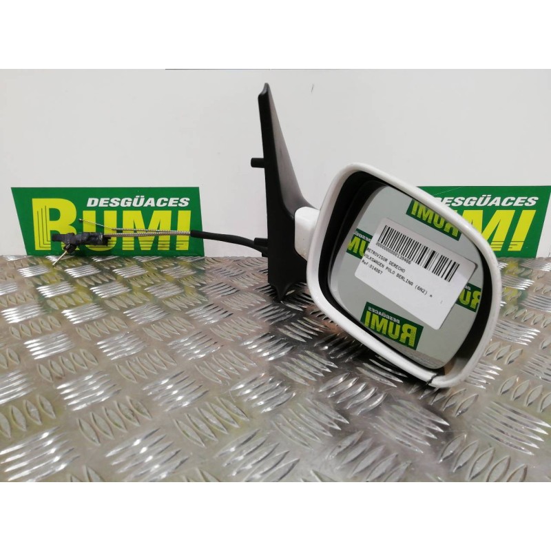 Recambio de retrovisor derecho para volkswagen polo berlina (6n2) referencia OEM IAM 014067  