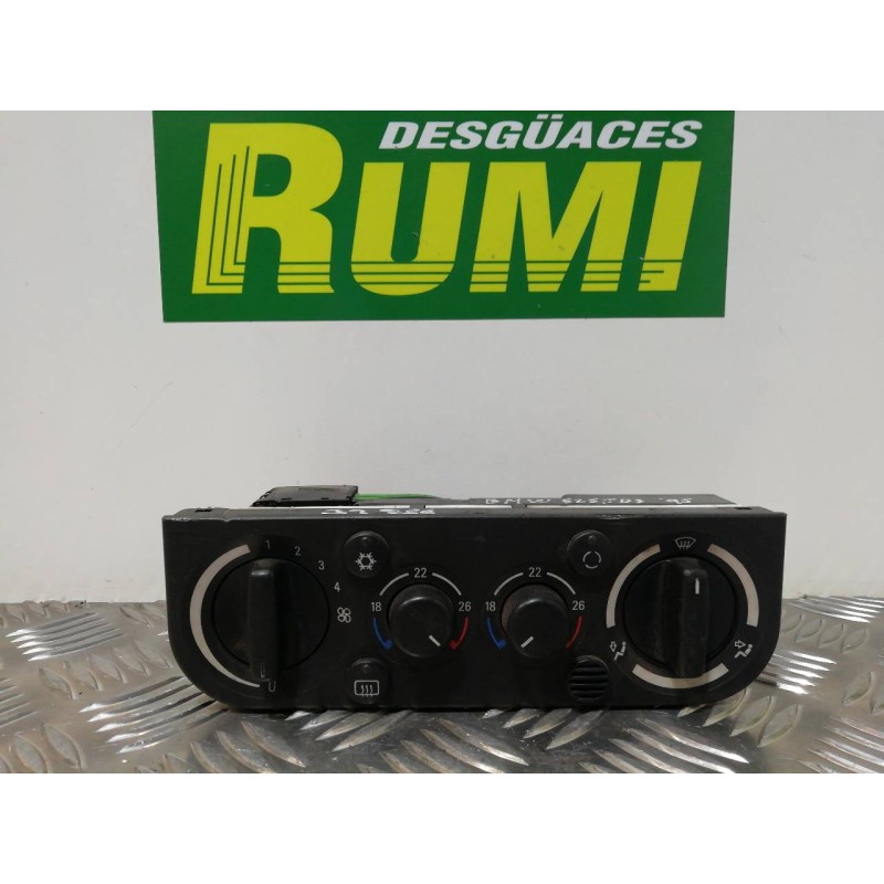 Recambio de mando calefaccion / aire acondicionado para bmw serie 3 berlina (e36) 318i referencia OEM IAM E366411 13873479 
