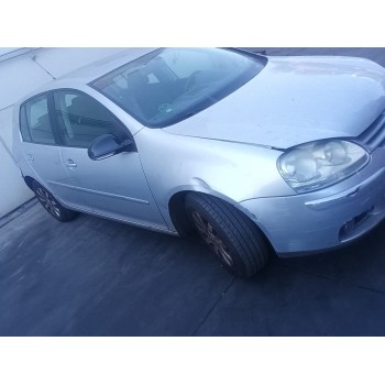 volkswagen golf v berlina (1k1) del año 2007