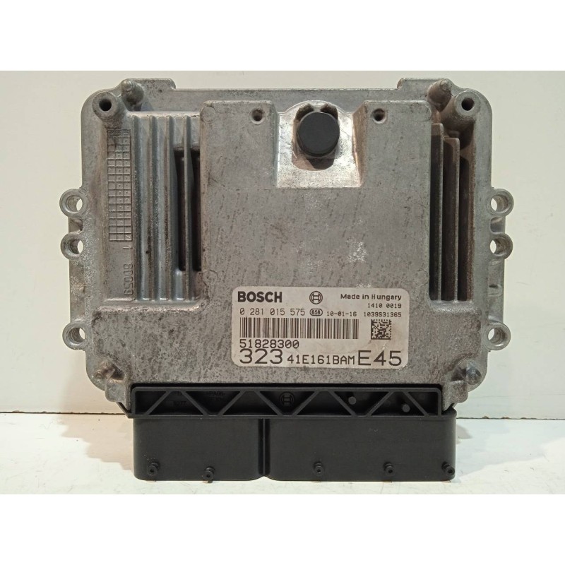 Recambio de centralita motor uce para fiat linea (110) dynamic referencia OEM IAM 0281015575  