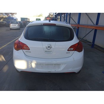 opel astra j lim. del año 2012