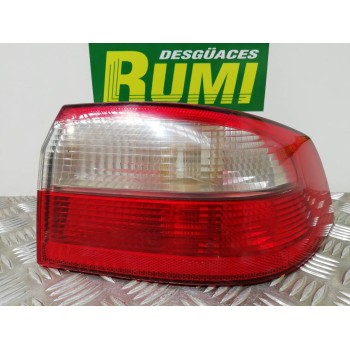 Recambio de piloto trasero derecho para renault laguna ii (bg0) dynamique referencia OEM IAM 8200002474  