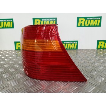 Recambio de piloto trasero derecho para volkswagen golf iv berlina (1j1) básico referencia OEM IAM 084411974RR 04736427 