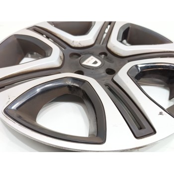 Recambio de tapacubos para dacia sandero sl nomada 2018 referencia OEM IAM 403153179R  