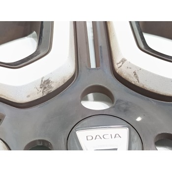 Recambio de tapacubos para dacia sandero sl nomada 2018 referencia OEM IAM 403153179R  