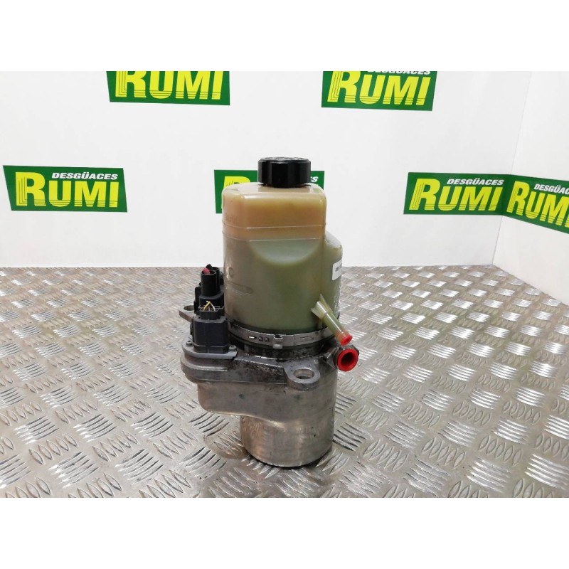 Recambio de bomba direccion para ford focus berlina (cap) trend referencia OEM IAM 4M513K514AD  