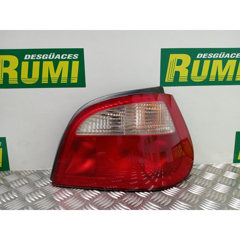 Recambio de piloto trasero derecho para renault megane i fase 2 berlina (ba0) 1.4 e referencia OEM IAM 7700428321  