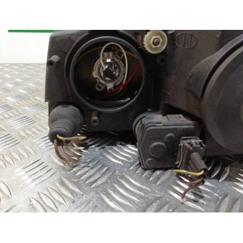 Recambio de faro derecho para volkswagen passat berlina (3b2) highline referencia OEM IAM 14742600  