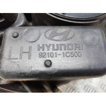 Recambio de faro izquierdo para hyundai getz (tb) 1.3 básico referencia OEM IAM 921011C500  