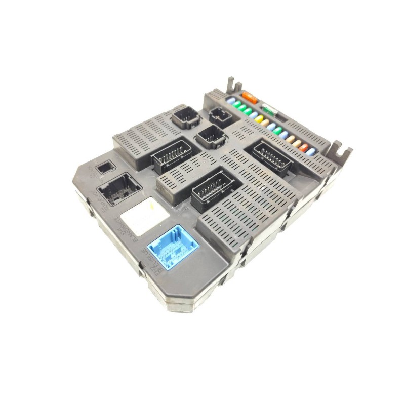 Recambio de caja reles / fusibles para peugeot 207 confort referencia OEM IAM 9659285380  