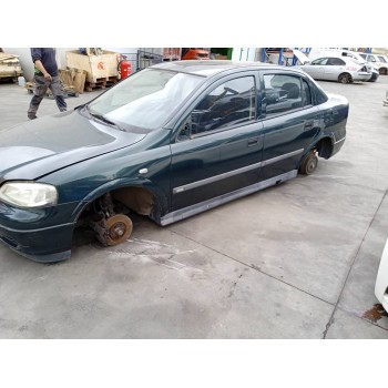 opel astra g berlina del año 1999