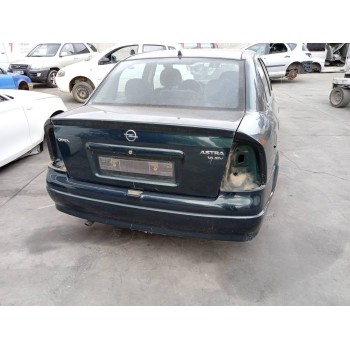 opel astra g berlina del año 1999