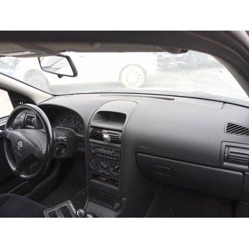 opel astra g berlina del año 1999