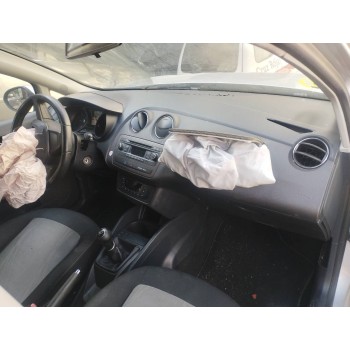 seat ibiza (6j5) del año 2013