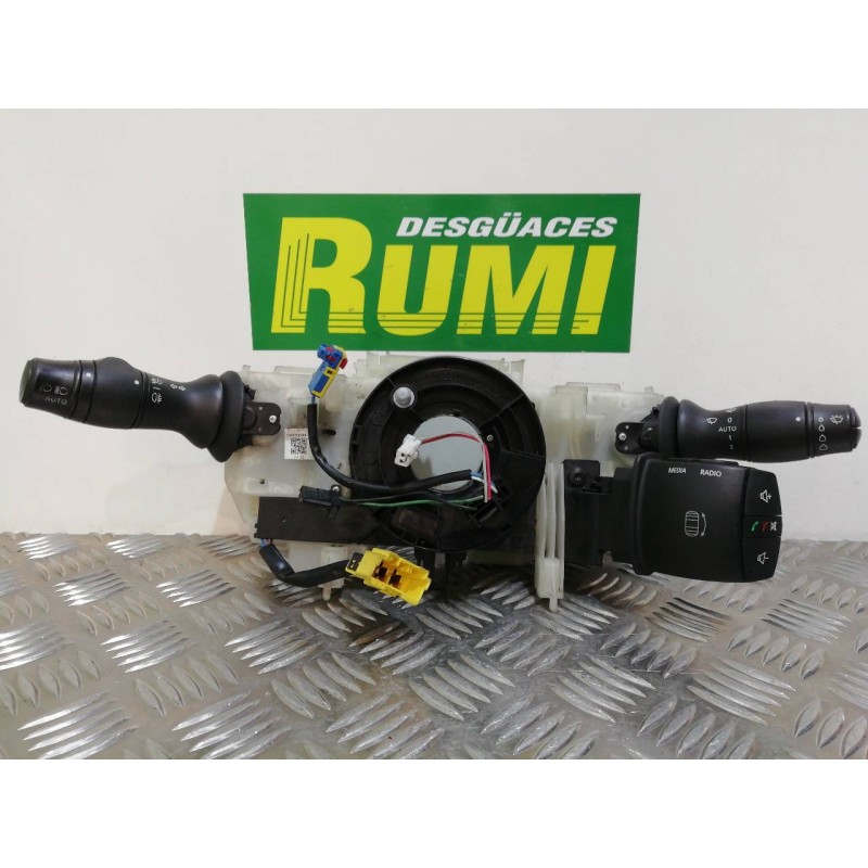 Recambio de mando multifuncion para nissan nv 400 l2h2 3,3t pro referencia OEM IAM 25567003 255670036R, 255670036RC 255522540R