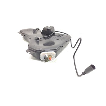 Recambio de deposito aditivo fap para peugeot 407 st confort referencia OEM IAM 9654039680 9642944280  