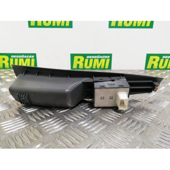 Recambio de mando elevalunas delantero izquierdo para daewoo lacetti se referencia OEM IAM 621W04780  